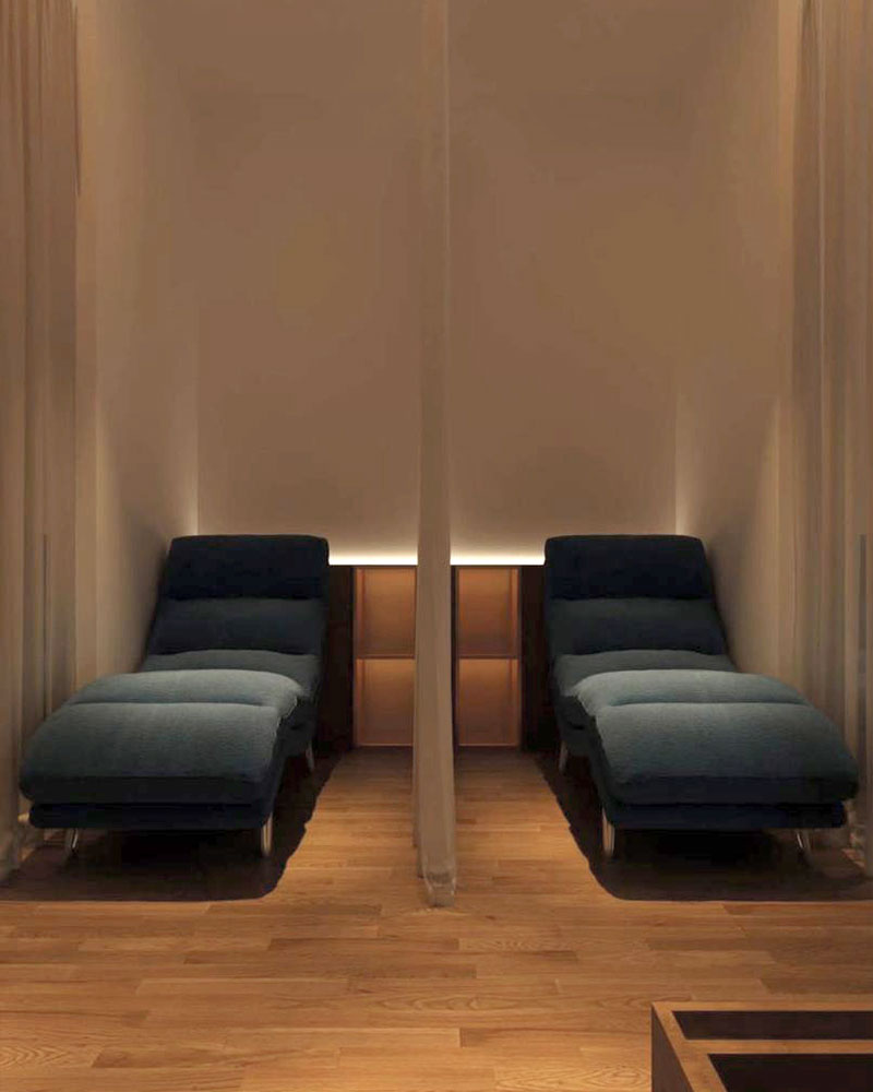 LENMIS Wellness Boutique Interior
